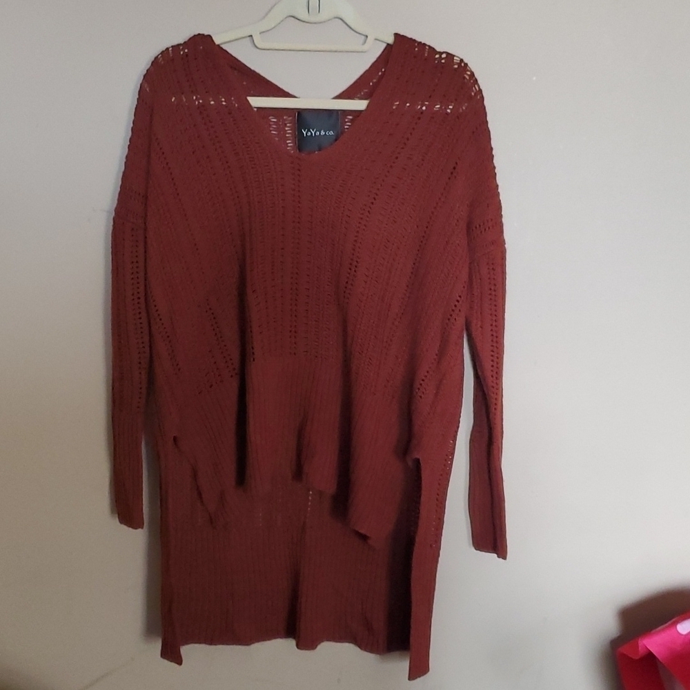 Yaya & co v neck sweater size small